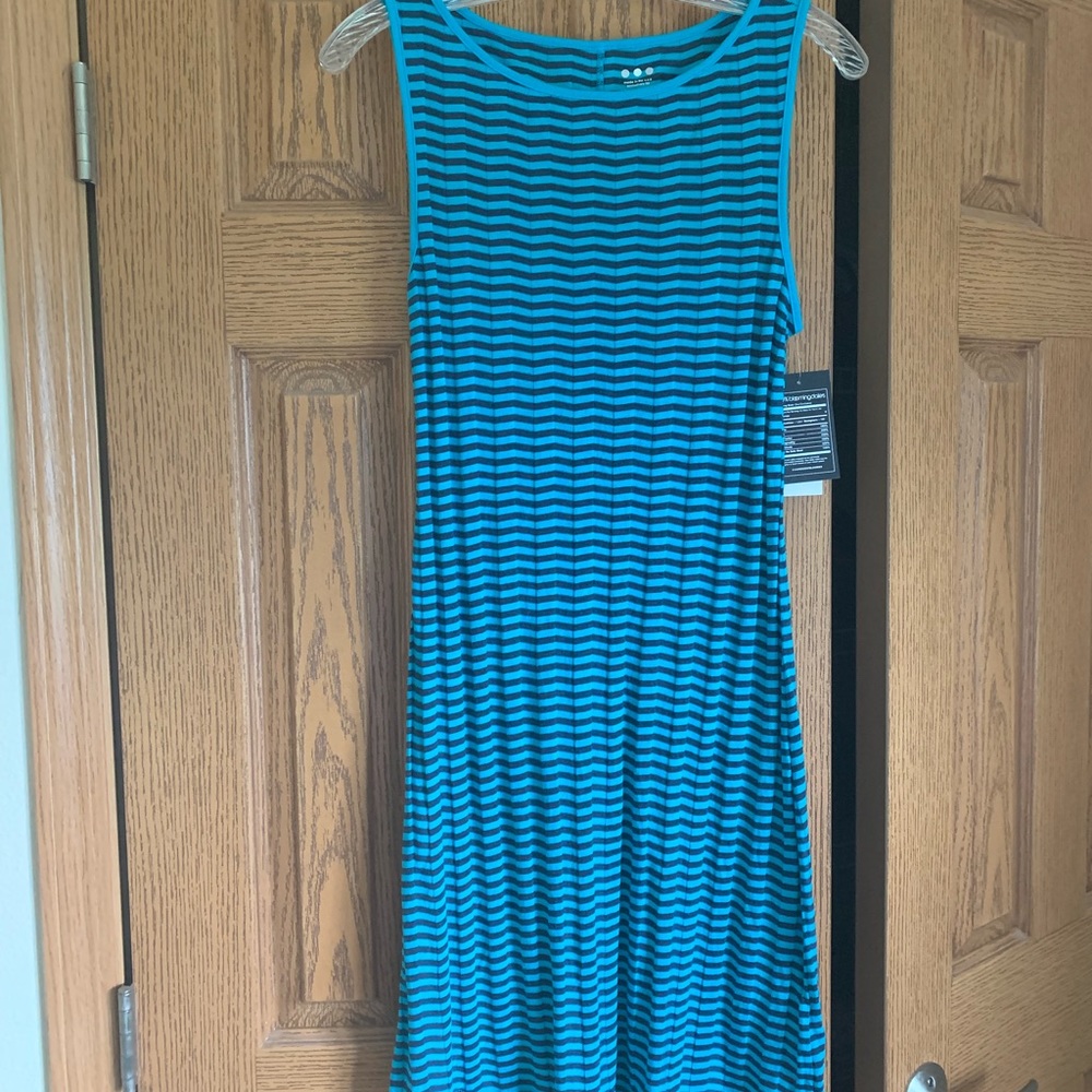 NWT Bloomingdales dress